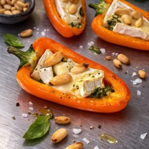 Paprika gevuld met brie en pesto