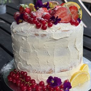 Naked cake taart